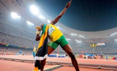 米兰体育官网-浓眉只手遮天，湖人公牛之战，一柱擎天定乾坤