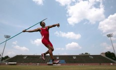 米兰捕鱼-从安第斯山脉到诺坎普，克瓦拉茨赫利亚如何用攻防转换的魔法，让秘鲁与巴萨的对抗成为战术教科书