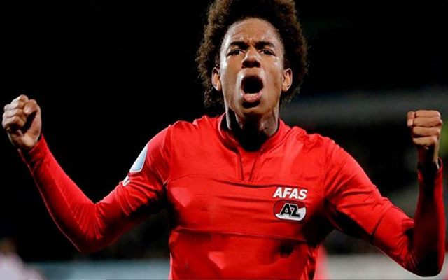 皇家社会全队士气高昂，展现集体作战精神