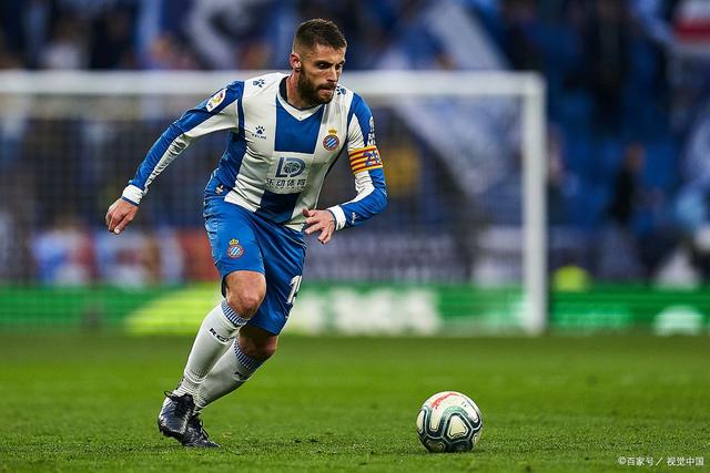 皇家社会全队士气高昂，展现集体作战精神