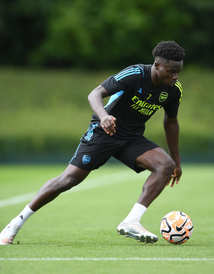 包含瓦伦西亚坚韧不拔,争取三分的词条 包含瓦伦西亚坚韧不拔,争取三分的词条