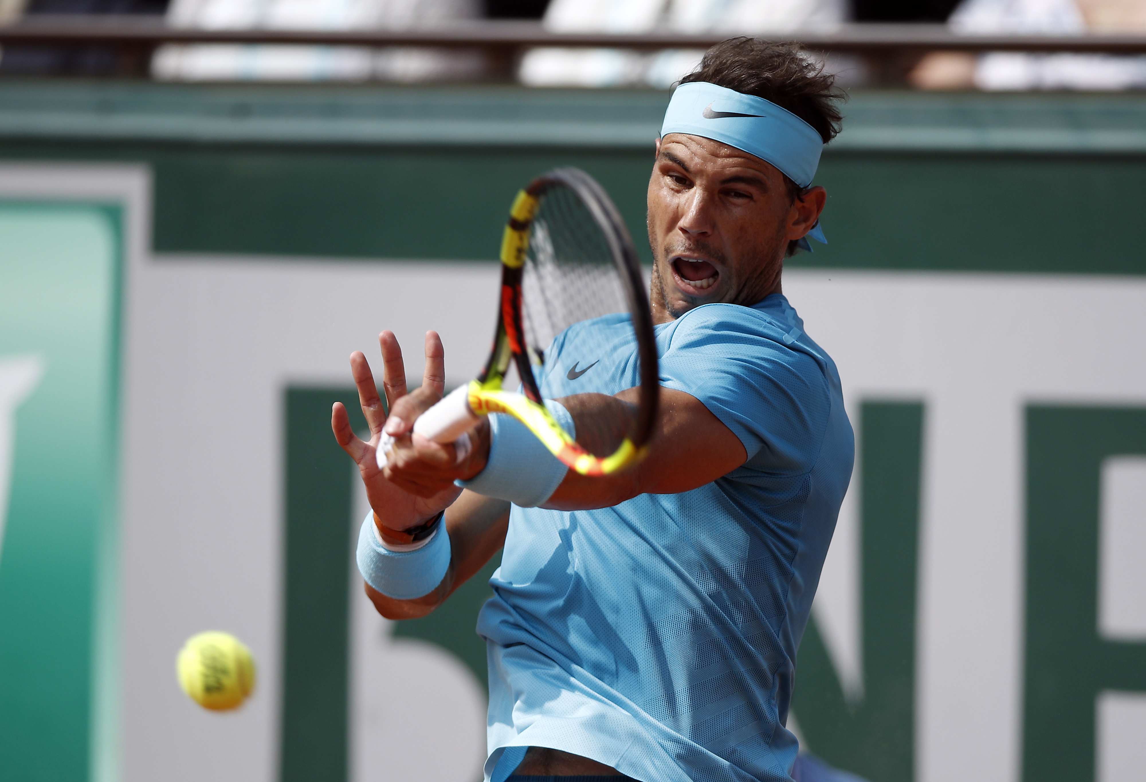 欧洲网球队绝杀法国网球队,纳达尔完成帽子戏法的简单介绍 欧洲网球队绝杀法国网球队,纳达尔完成帽子戏法的简单介绍