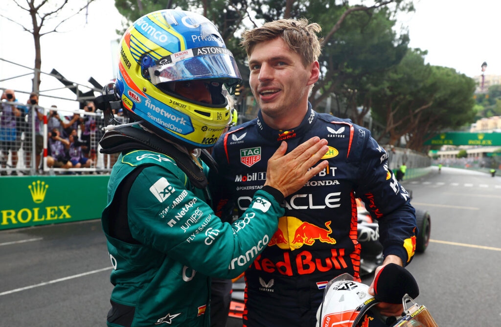 包含红牛二队力克红牛车队，阿隆索关键制胜的词条