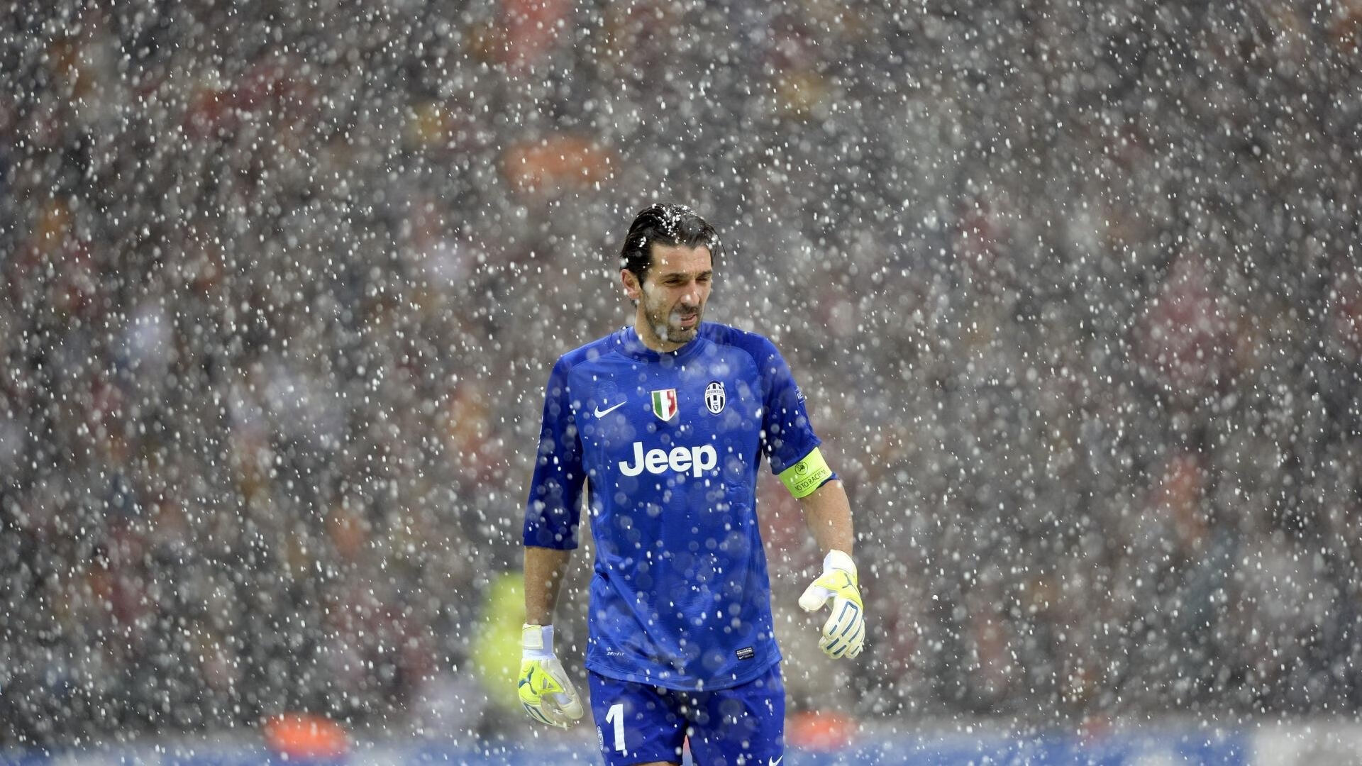 当隐喻跨越现实，体育场上的南非踏平与基耶萨的末节神话