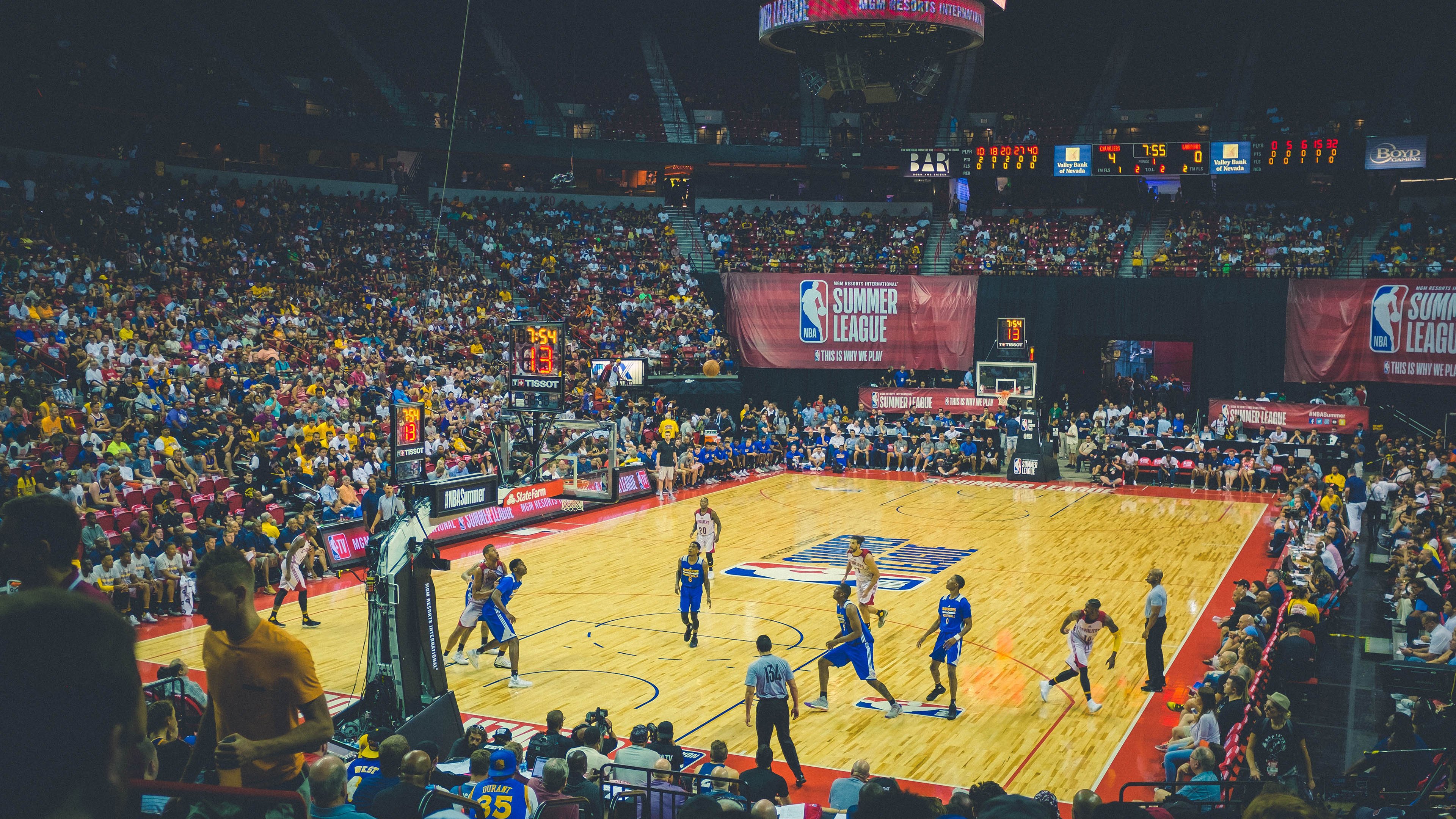 世界杯焦点战启示录，奇才封锁凯尔特人，团队协作如何战胜超级巨星