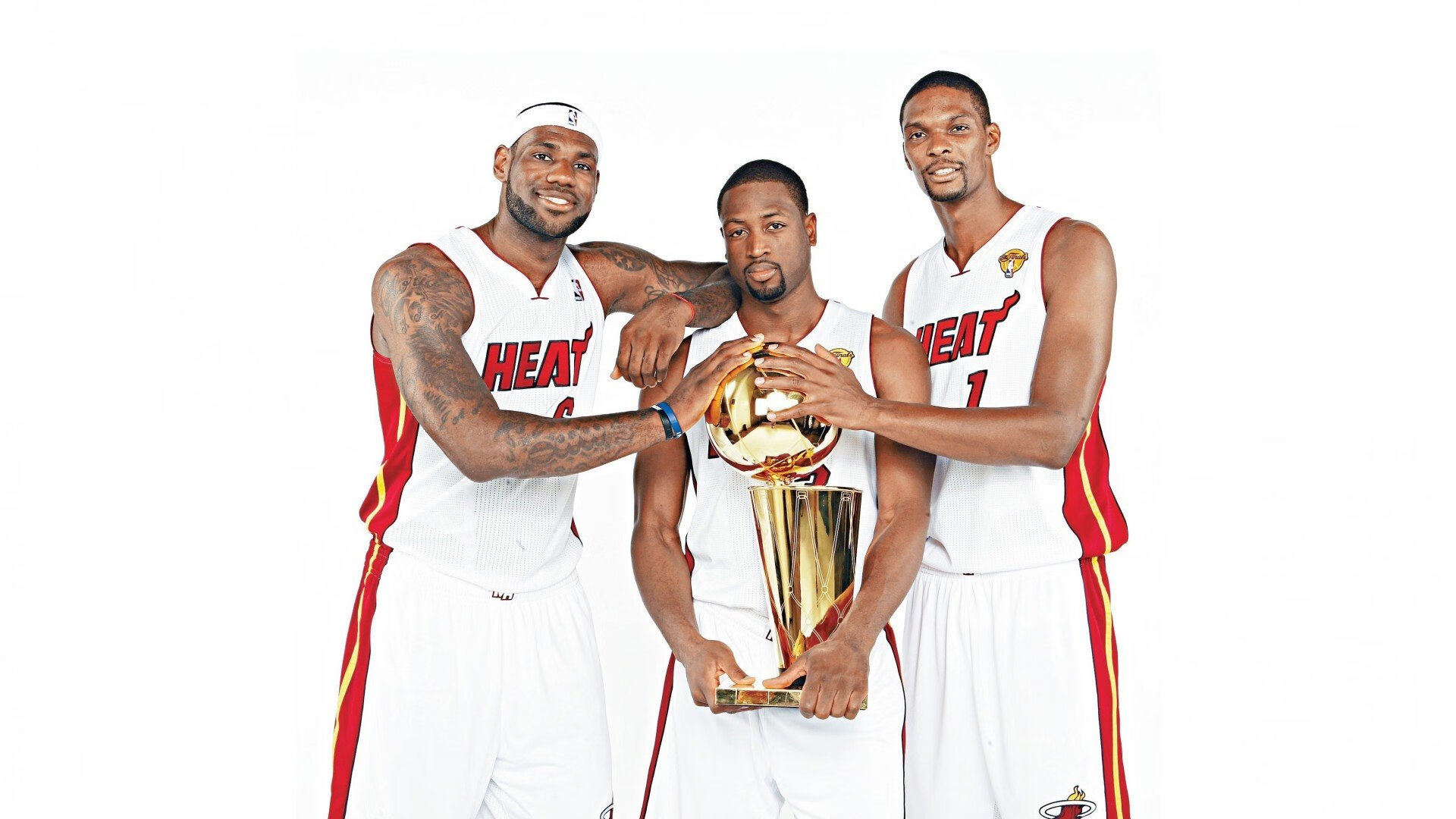 魔笛奏响新乐章，斑马军团险中求胜—双线战报下的足球之夜